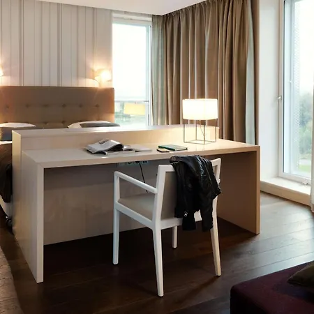 Hotel Scandic Oslo Airport 4*