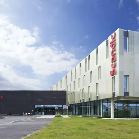 Scandic Oslo Airport Отель