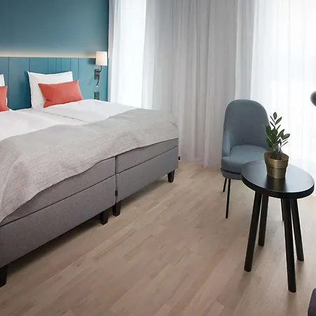 Отель Scandic Oslo Airport 4*