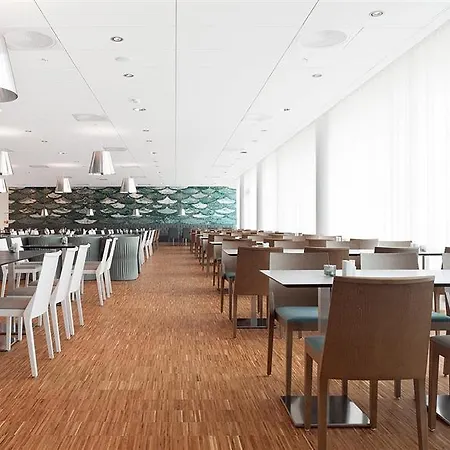 Scandic Oslo Airport Отель