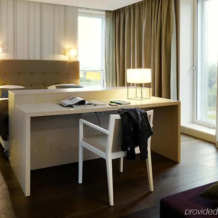 Scandic Oslo Airport Hotel 4*