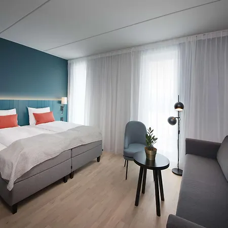 Scandic Oslo Airport 4*