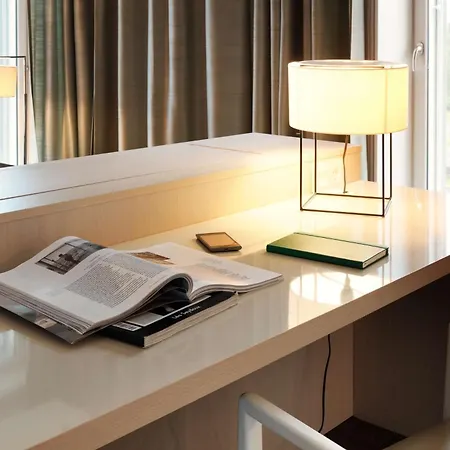 Scandic Oslo Airport 4*